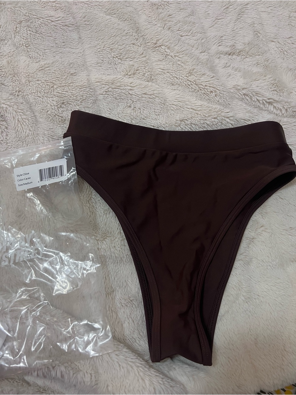 93 Play Street Chloe
Cacao High Rise Bikini Bottom Medium